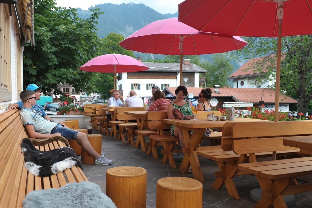Отель Alpenrose 3*